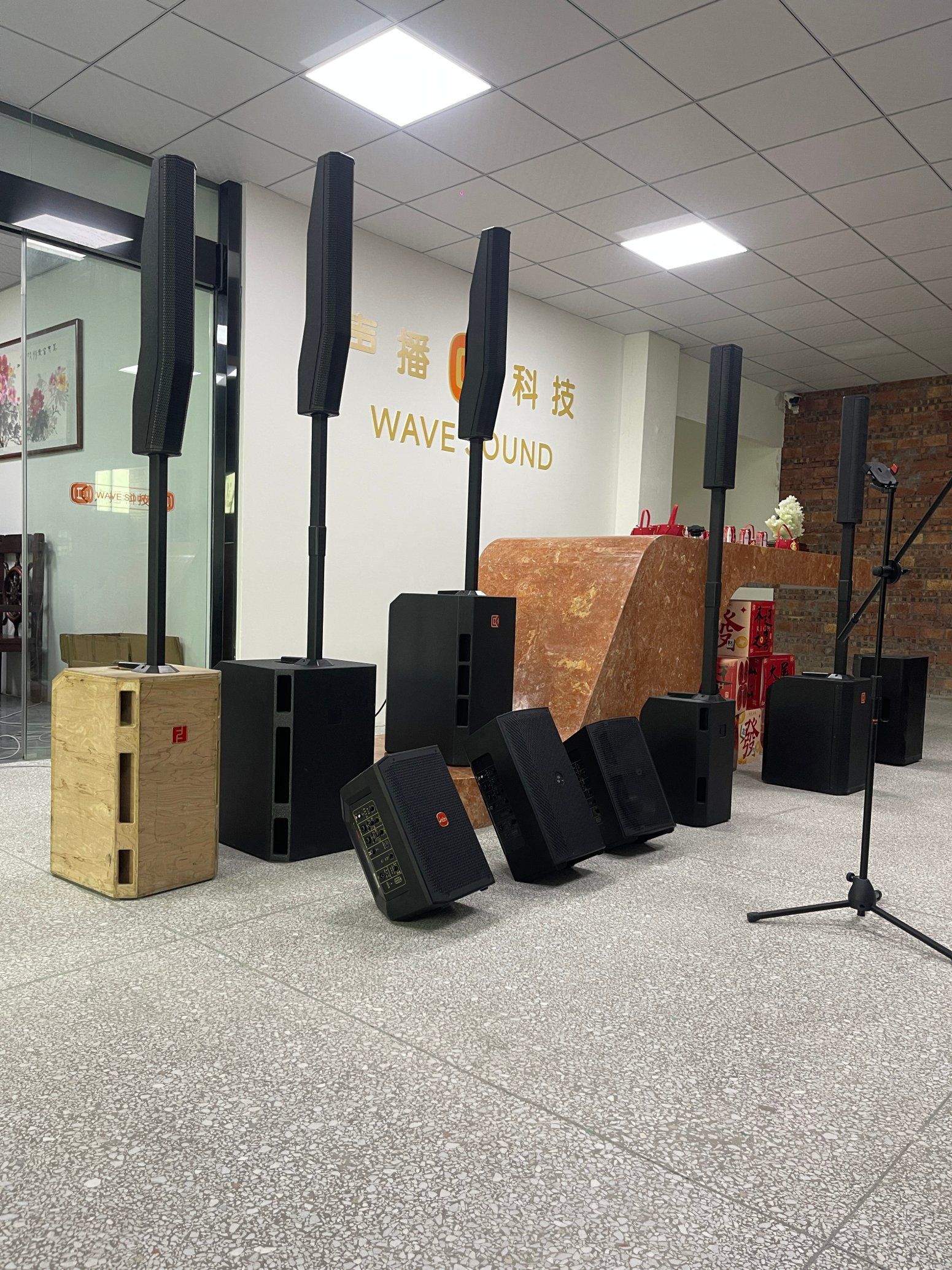 Column array PA systems lineup