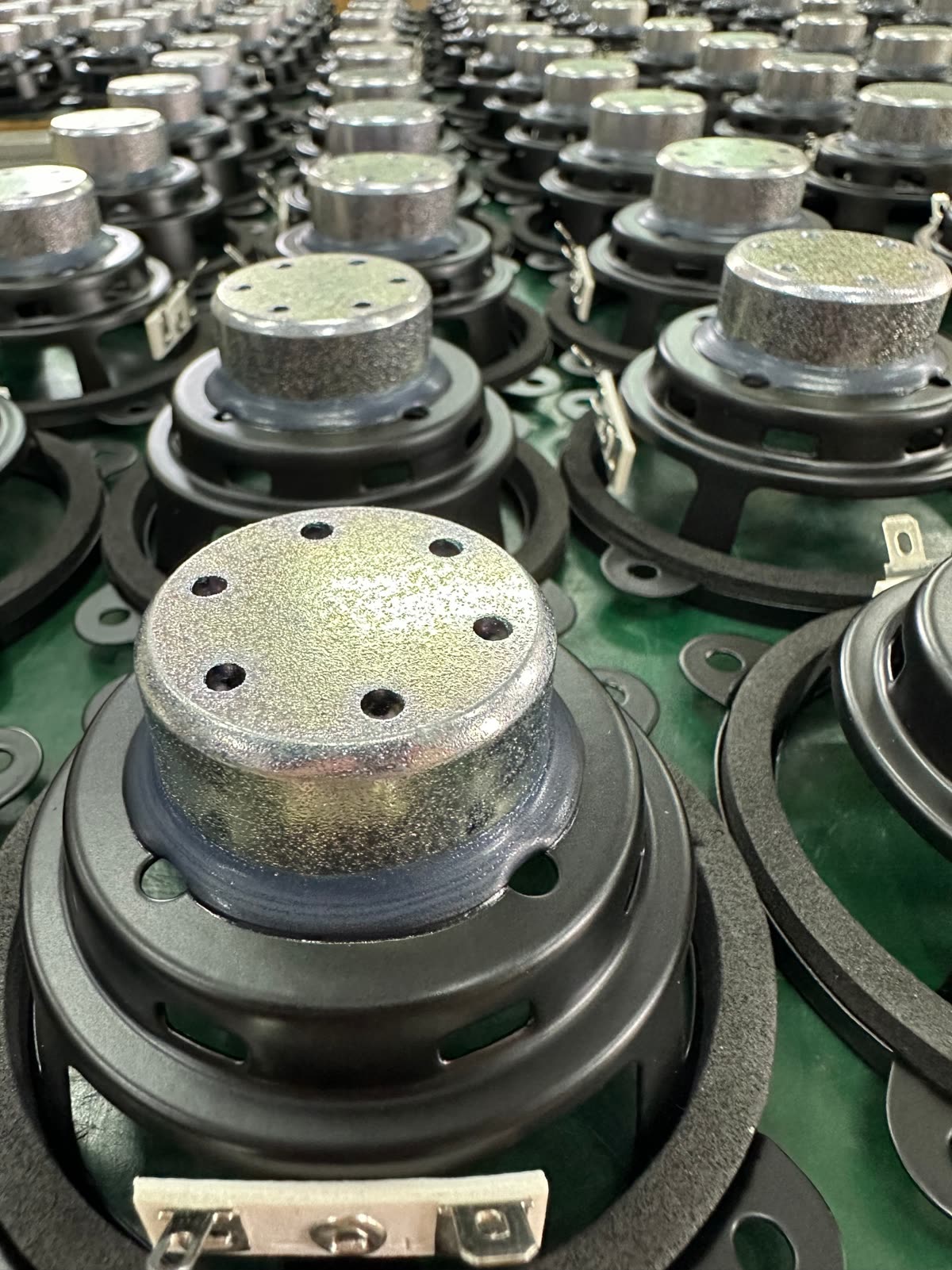 Transducers manufactured in-house at the Wave Sound factory